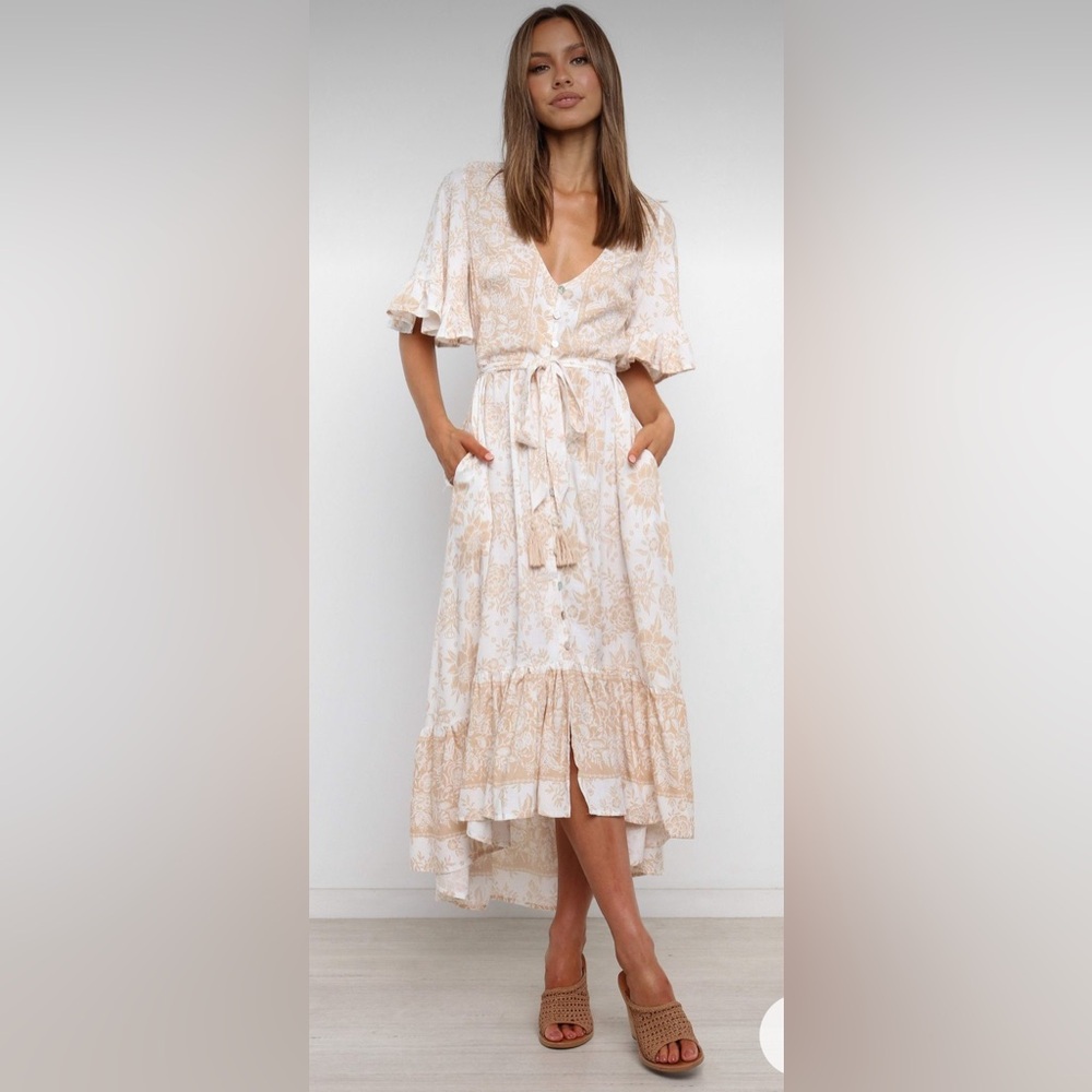Women’s Petal and Pup Izzy Dress Tan Floral Toile Print Maxi Ruffles Size 6